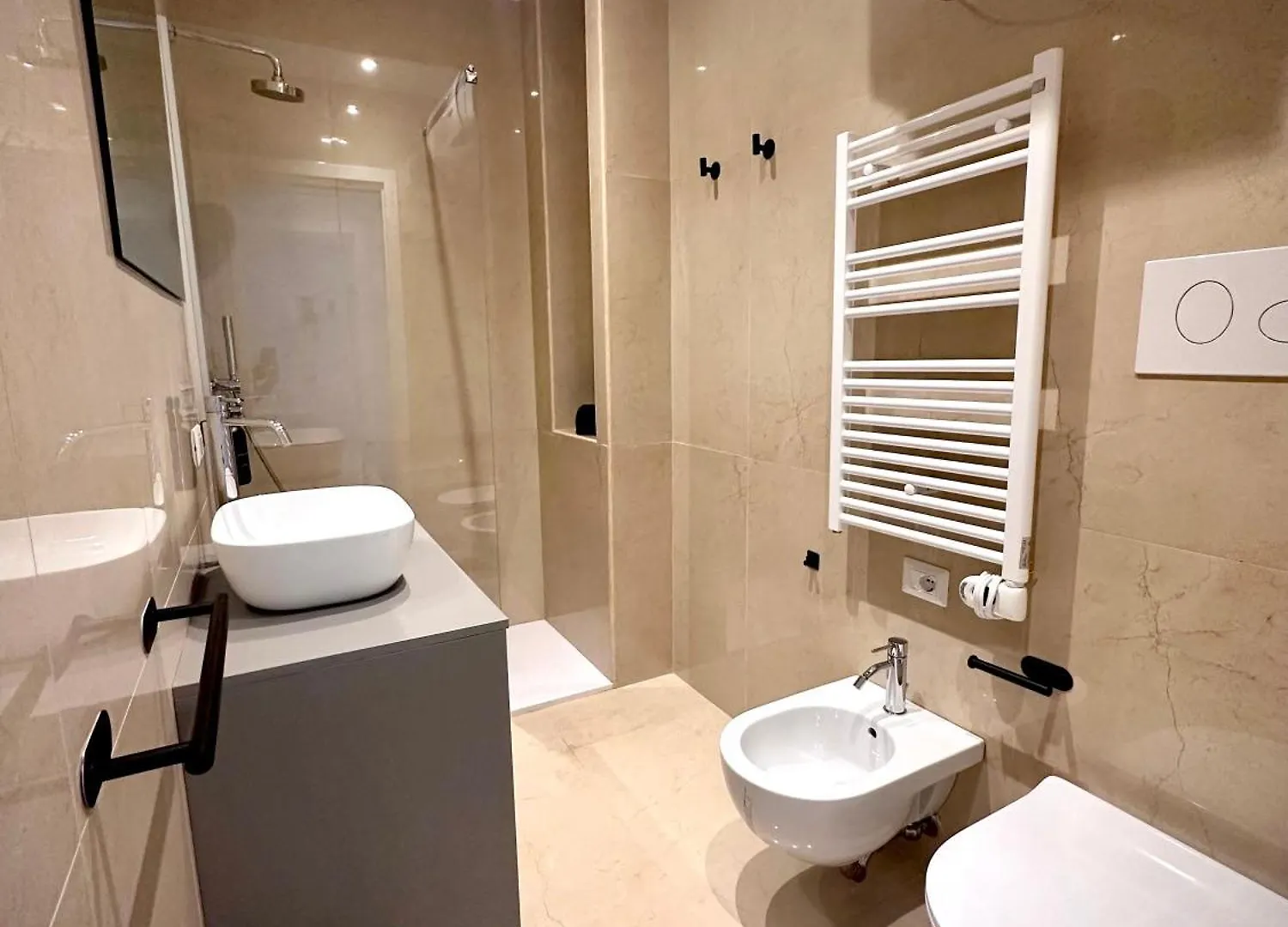 Dimora Pugliami Apartment Bari 0*,